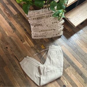 Lululemon Scuba Joggers - 8 - Trench